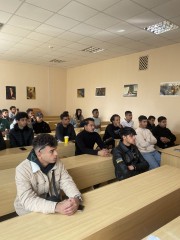 В ВГСПУ состоялась встреча заместителя начальника Центра по противодействию экстремизму Александра  Юрина с иностранными студентами