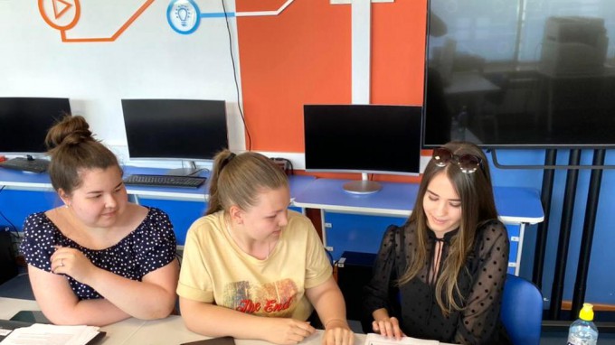Студенты факультета ДиНО ВГСПУ прошли стажировку в Федеральной сети детских технопарков Кванториум ПолиТех